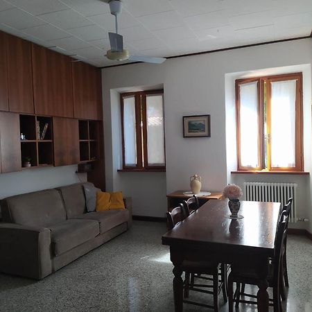 Il Giardino Dei Fiori Appartement Mandello del Lario Buitenkant foto