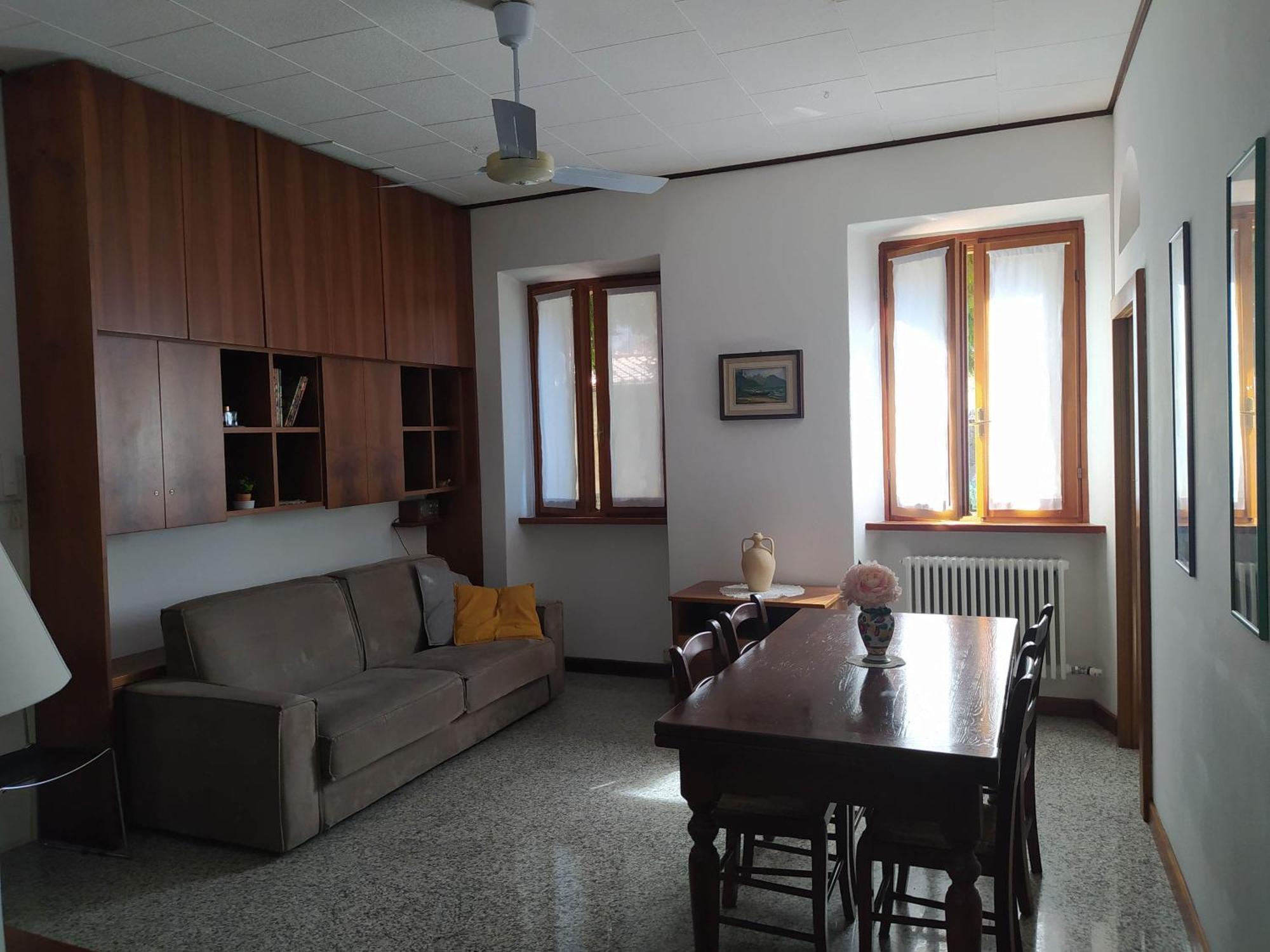 Il Giardino Dei Fiori Appartement Mandello del Lario Buitenkant foto
